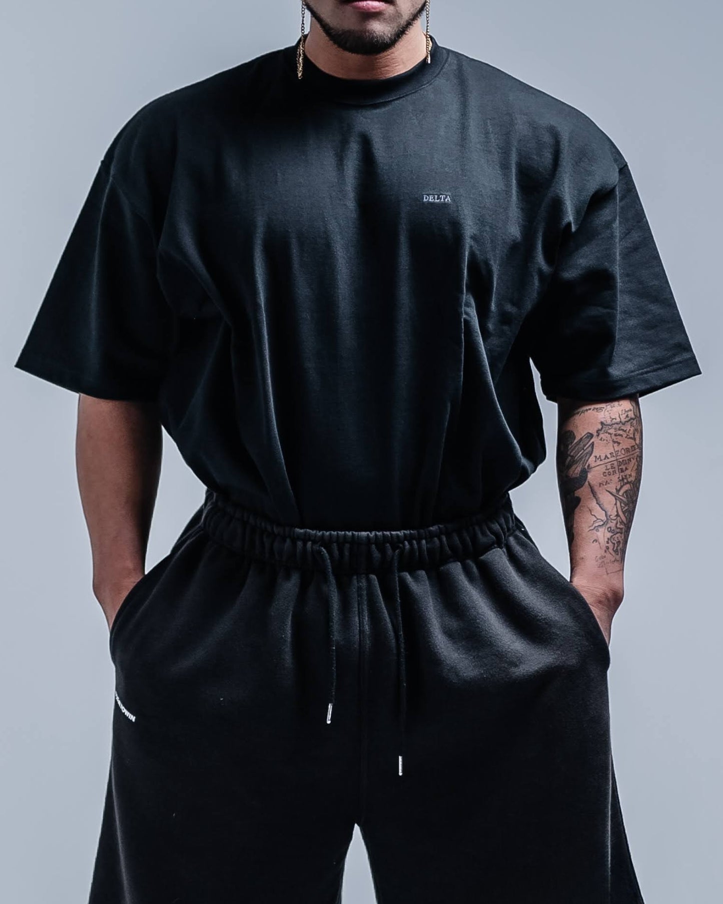 BASIC SUPERHEAVYWEIGHT T-SHIRT (SHORT SLEEVE) BLACK